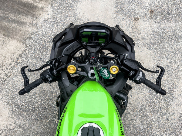12-1137_OnBike1_grande.jpg?v=