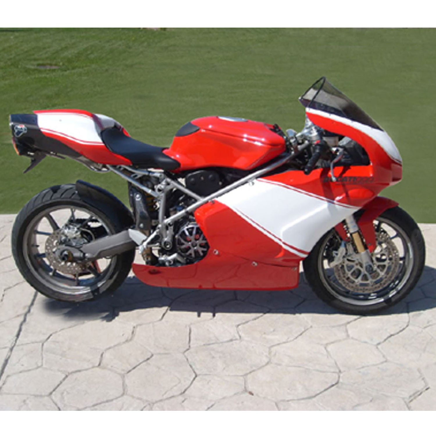 パーツ 900SS  DUCATI image?src=Images/live/2024-12/